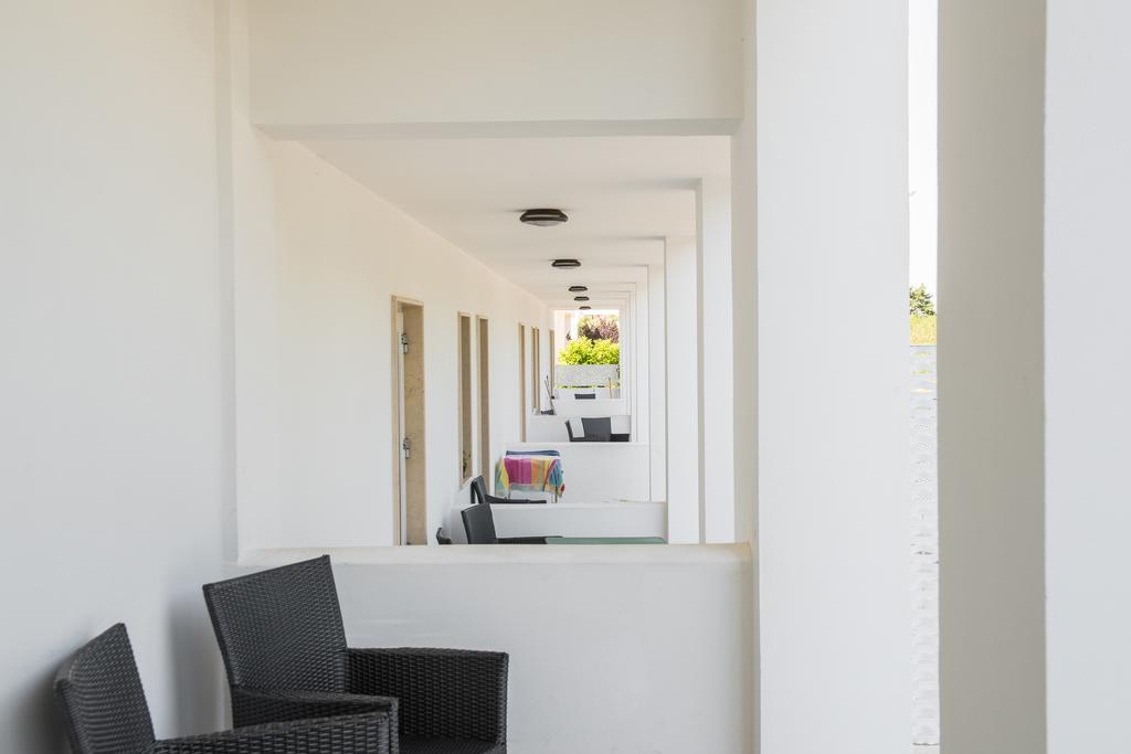 Donnosanto Residence Torre Santa Sabina Exterior foto